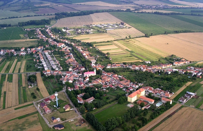 Obec Hroznová Lhota Tábor Staré Hutě